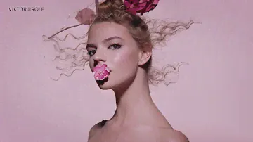 Viktor and Rolf Flowerbomb feat. Anya Taylor-Joy