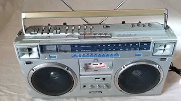 Демо стерео бумбокса Victor / JVC RC-M70