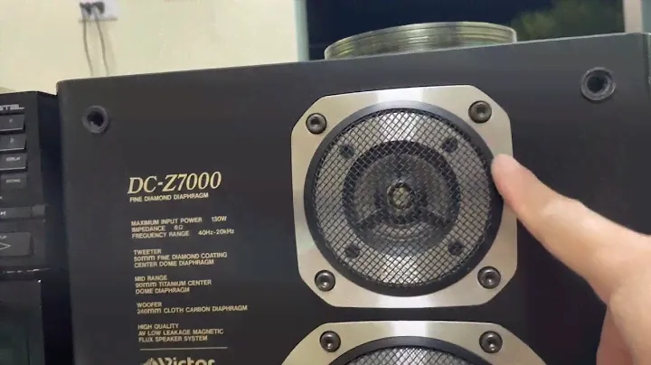 Chó Ngửi Kèn Victor Z7000