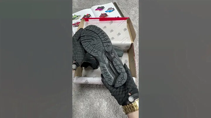 Мужские зимние кроссовки New Balance 1906D Black Grey Fur, ботинки на меху кожа замша текстиль A3439