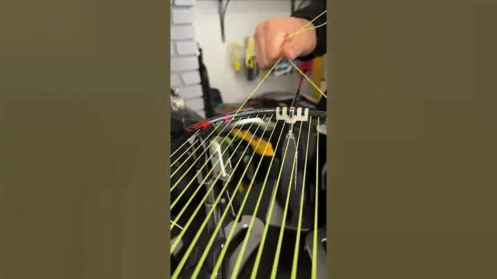 ASMR Badminton String w/ Victor VBS 66 NANO @ 30lbs #badminton #badmintonequipment #badmintonracket