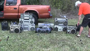 JVC RC-550JW Victor RC-550 Boombox Stereo via Sony WM-F10II Walkman Ultimate Comparison Review